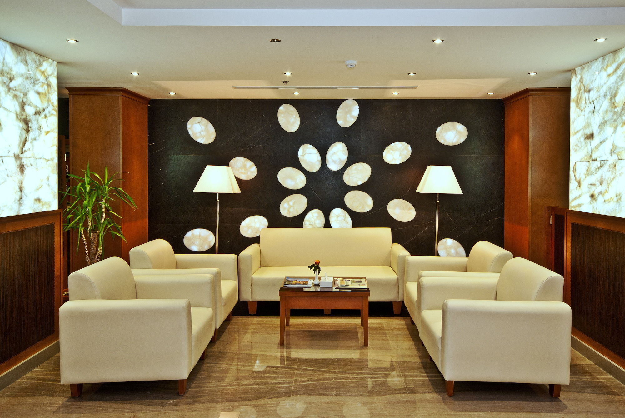 Jeddah Blue Hotel Buitenkant foto